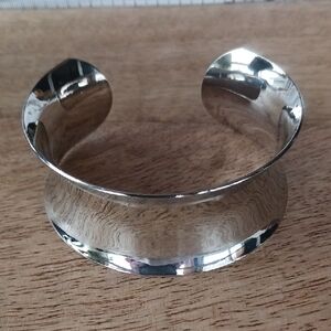 Concave Silver Cuff Marked 925 Reflective Bold Statement